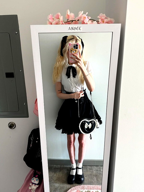mennyaah instagram image archive image