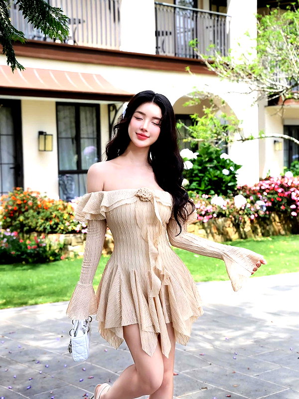 lyhythuedoxinh instagram image archive image