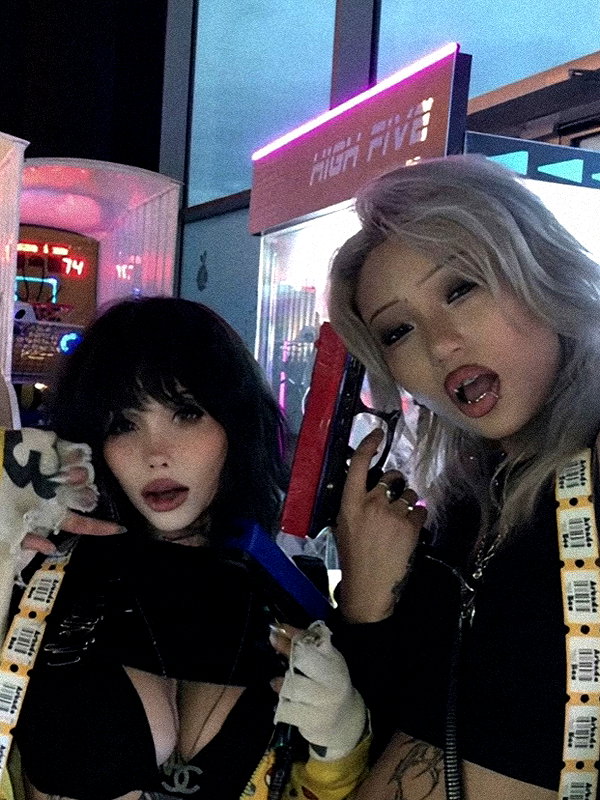 zommmbri instagram image archive image