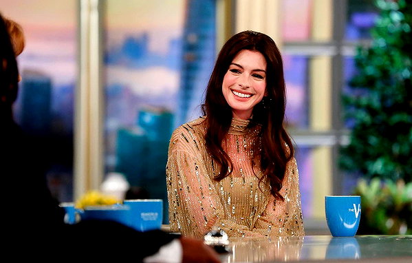 annehathaway instagram image archive image