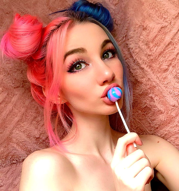 danielle.mercedie instagram image archive image