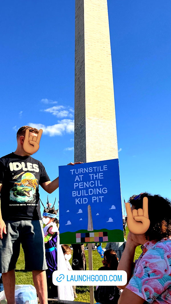 Archived image from @miakhalifa on Instagram