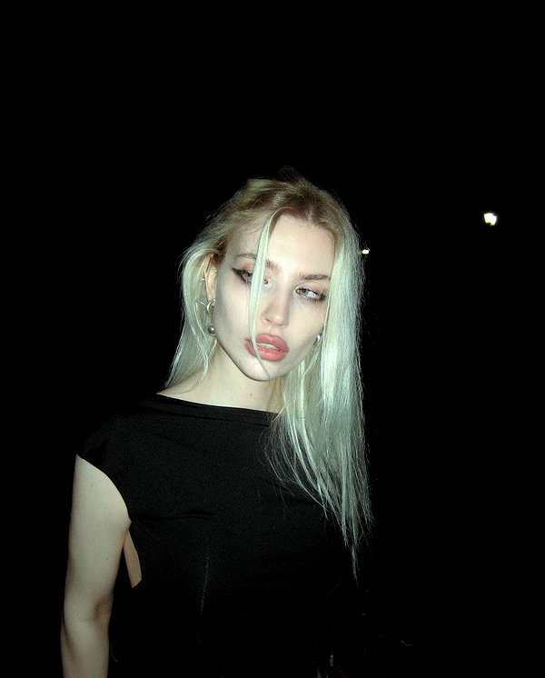 anya4everr instagram image archive image