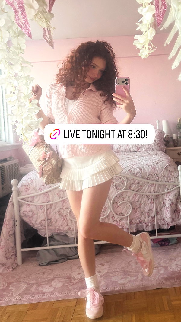 livia._.paige instagram image archive image