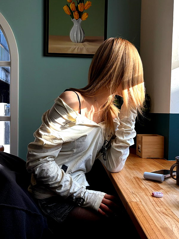 srillun instagram image archive image