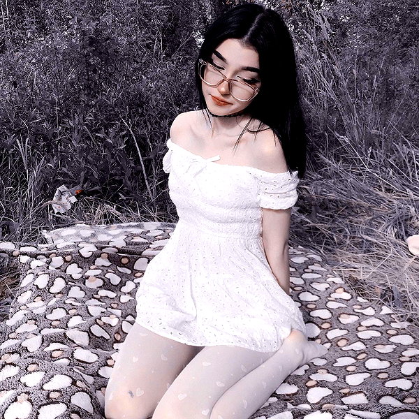 metallic_smack instagram image archive image