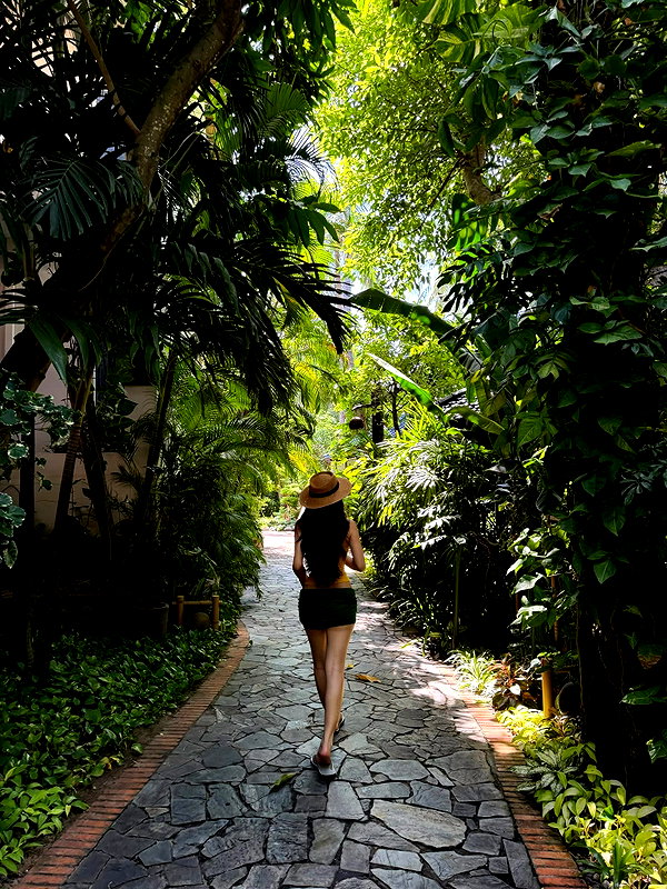 lyhythuedoxinh instagram image archive image