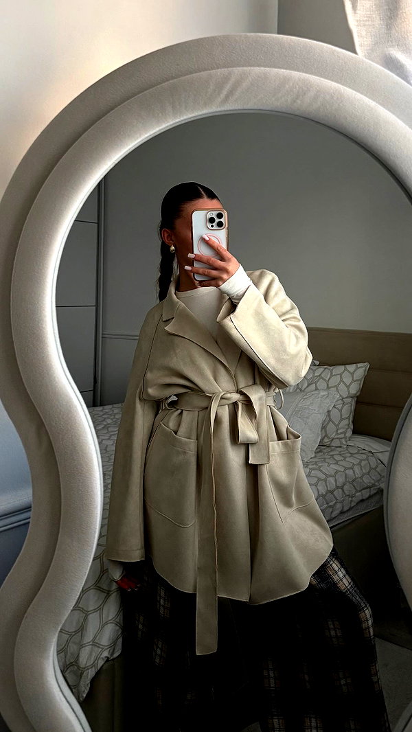 daniella_zeldis instagram image archive image
