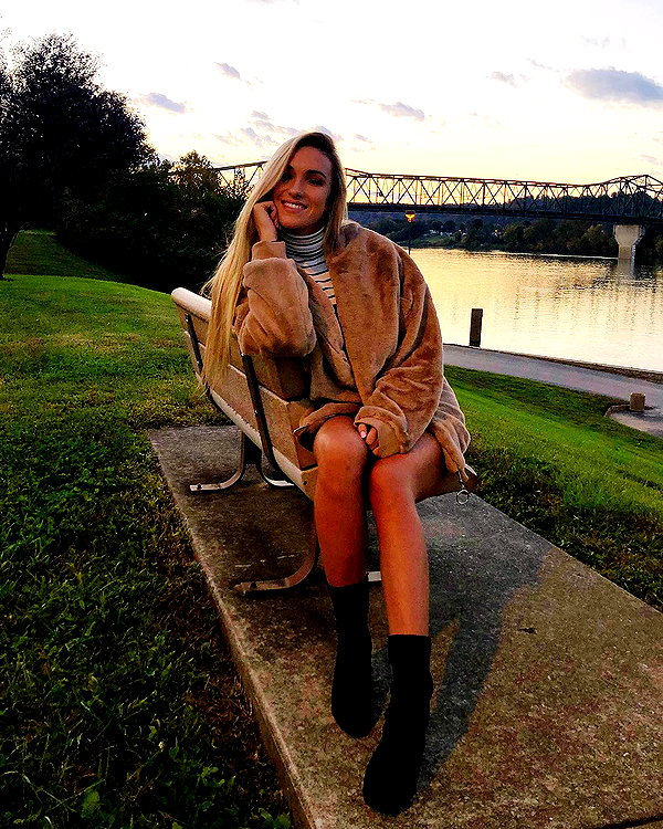 kaylasimmmons instagram image archive image