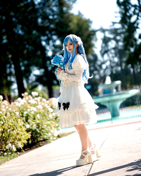miee_cos instagram image archive image