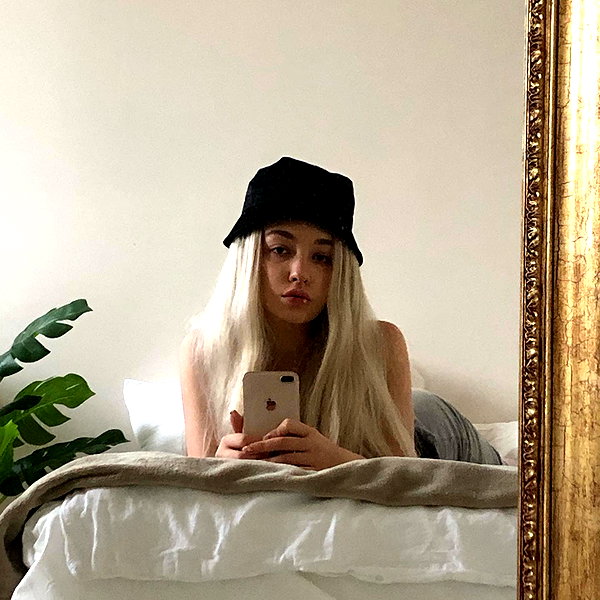 veroni22ka instagram image archive image