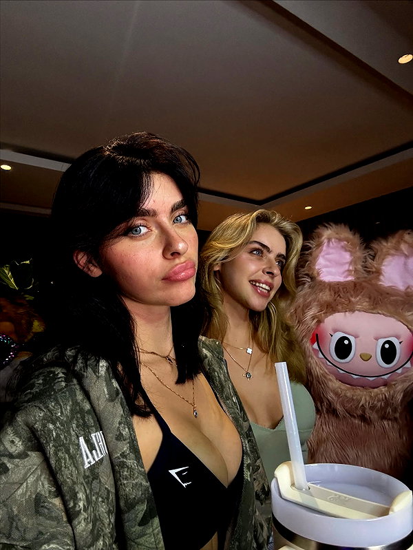 laurenhamden instagram image archive image