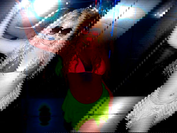 ormosheee ormosheee archive image