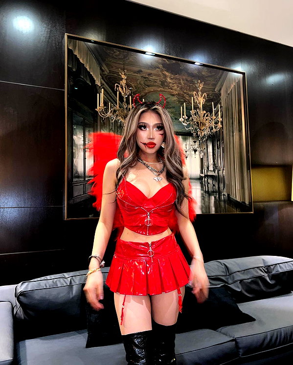 n.nina666 instagram image archive image