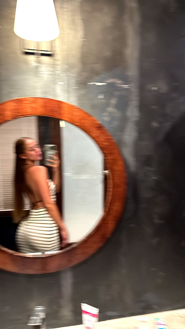 shani.zeltzer instagram image archive image