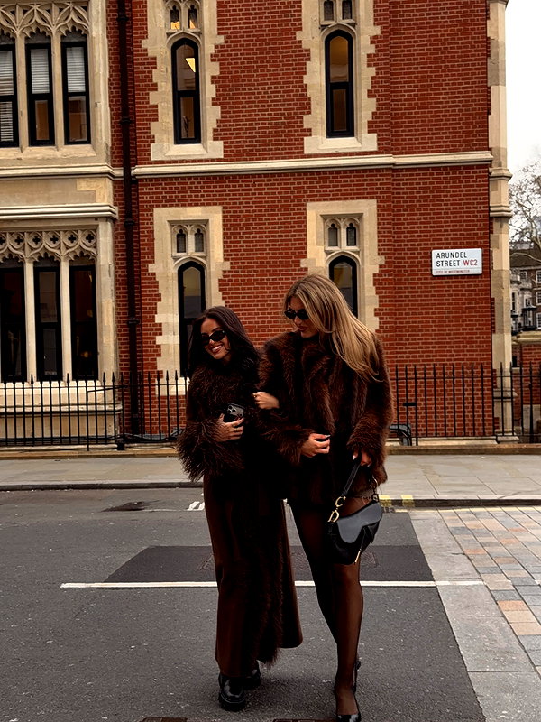 zoeliss instagram image archive image