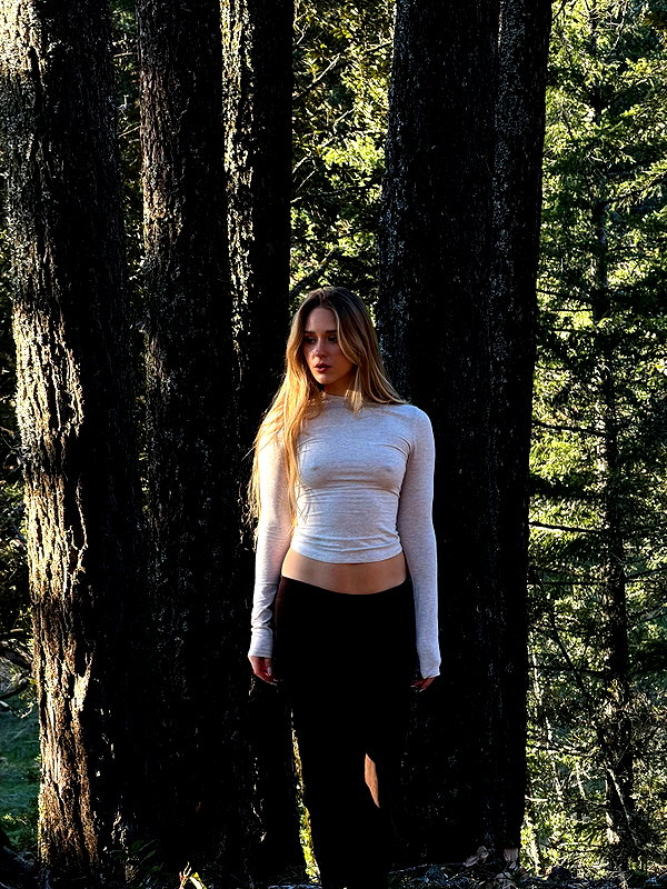 carolinezalog instagram image archive image