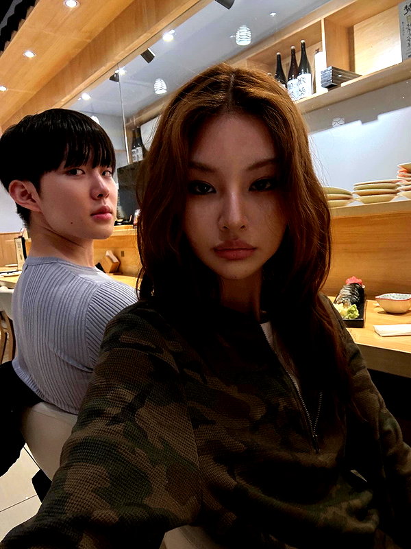 ll.lu1s instagram image archive image