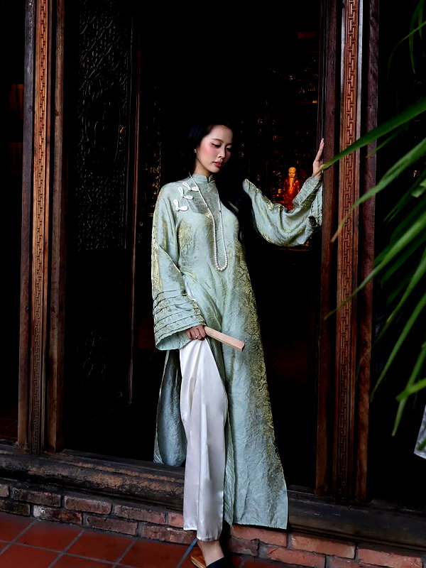 lyhythuedoxinh instagram image archive image