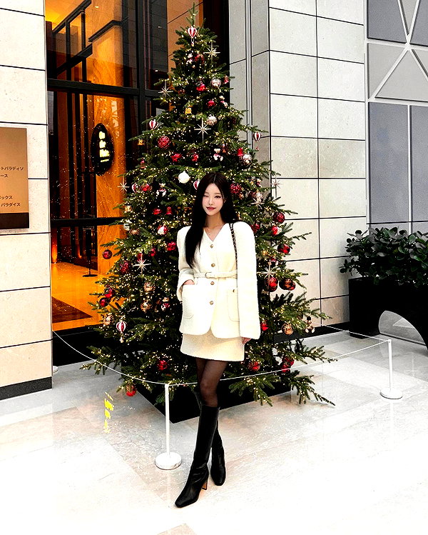 daxbin instagram image archive image