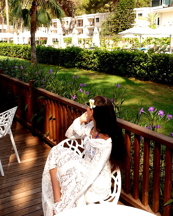 alishevs instagram image archive image