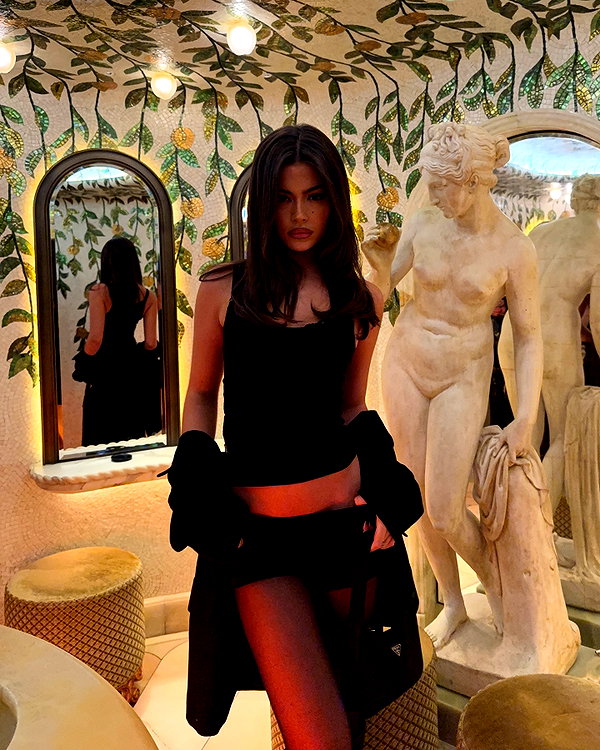 oliviaphillipps instagram image archive image