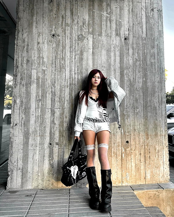 is2tian instagram image archive image