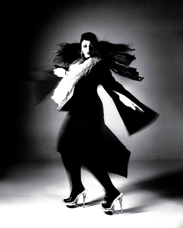 kkwwwv instagram image archive image