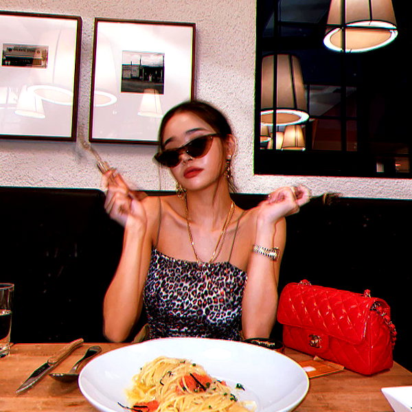 dear.zia instagram image archive image