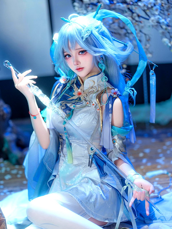 gallery_cosplayer instagram image archive image