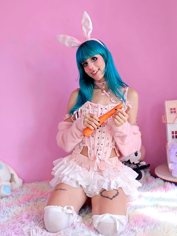 jadelaverne instagram image archive image