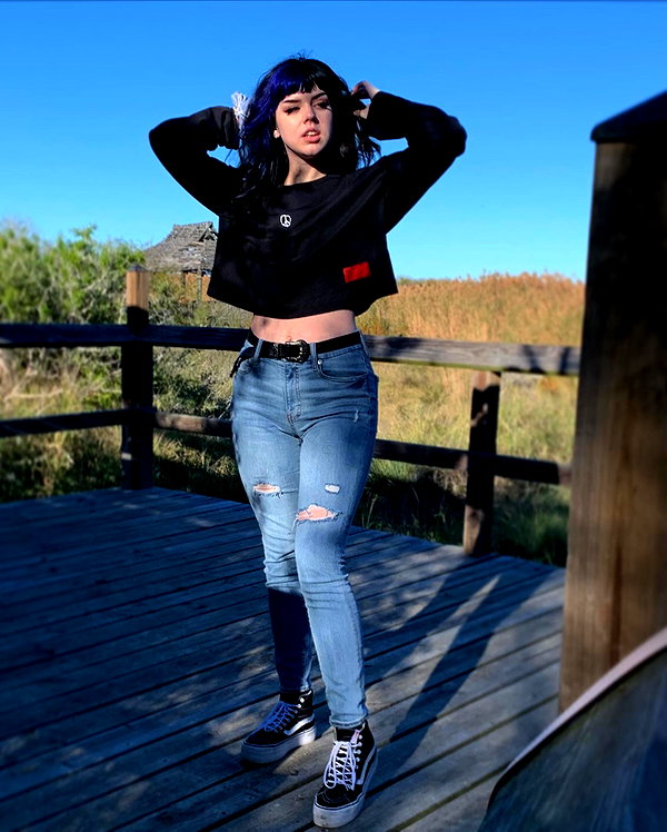 yeahimcaroline instagram image archive image