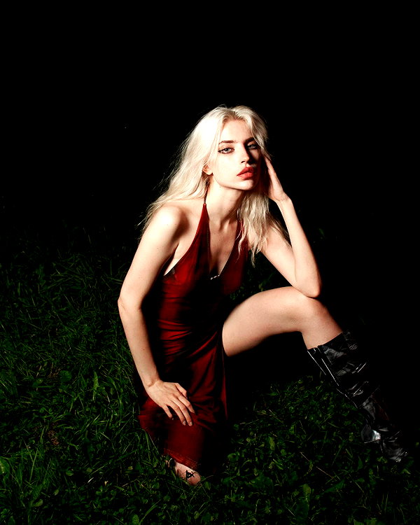 alien.hanna instagram image archive image