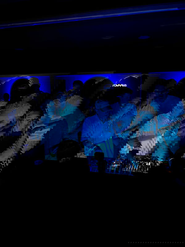 ellamwatts_ ellamwatts_ archive image