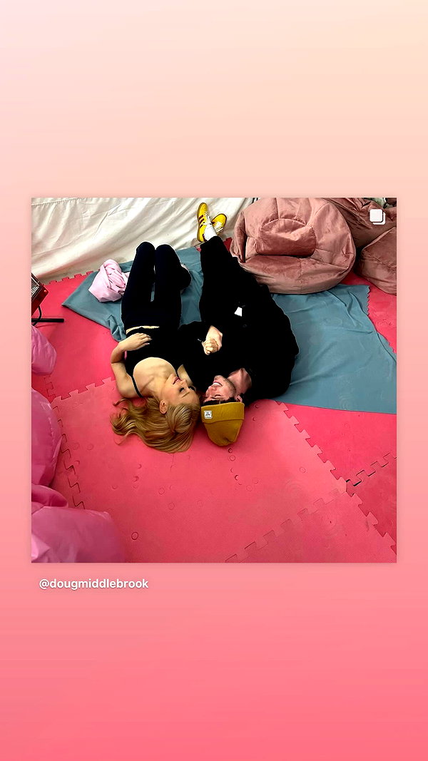arianagrande instagram image archive image