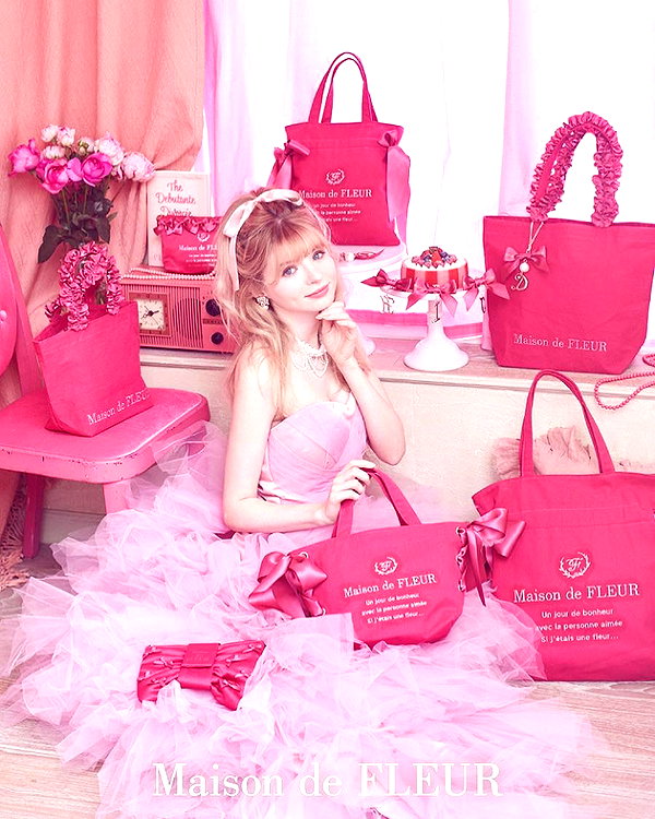 peachmilky_ instagram image archive image