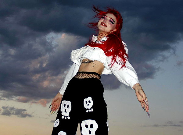 vik4au instagram image archive image