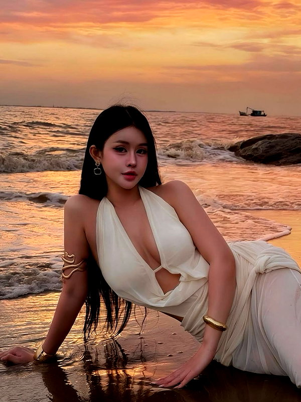 lyhythuedoxinh instagram image archive image