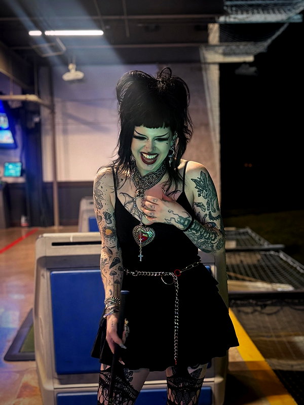 yeahimcaroline instagram image archive image