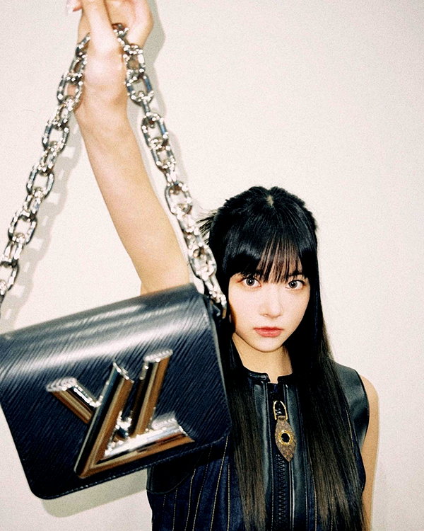 hhh.e_c.v instagram image archive image