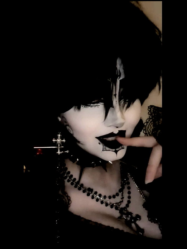 darkblueyoshii instagram image archive image