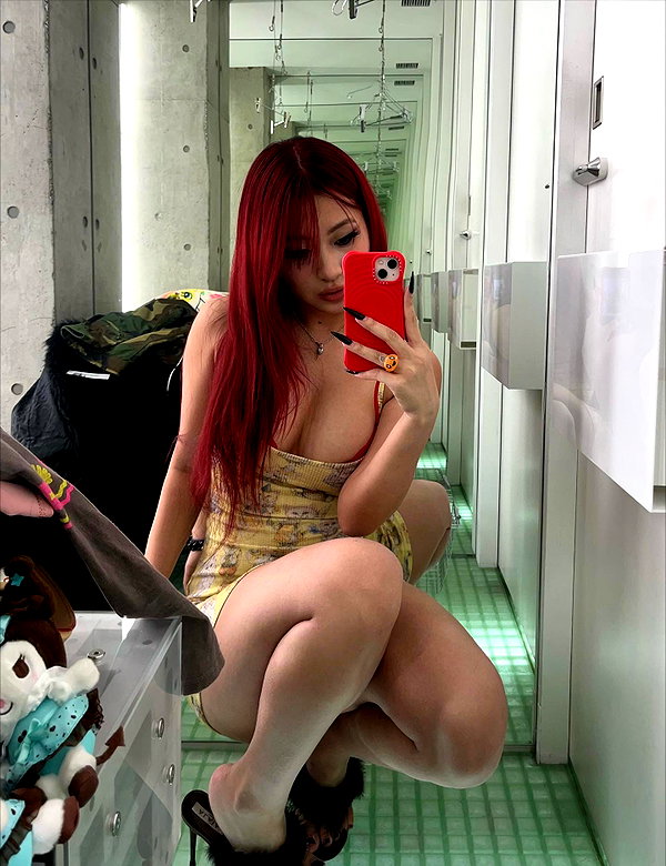 __qq16 instagram image archive image
