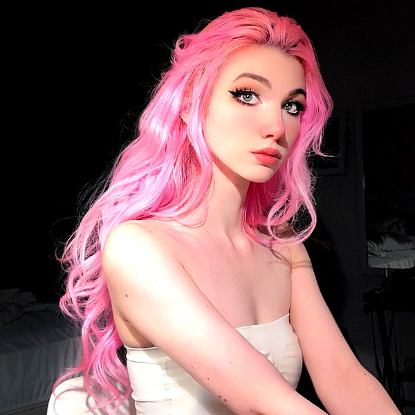 danielle.mercedie instagram image archive image