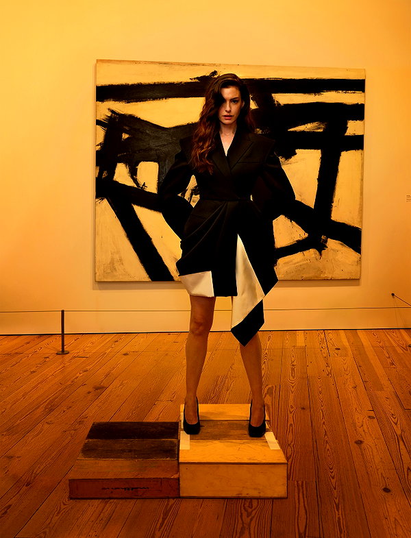 annehathaway instagram image archive image