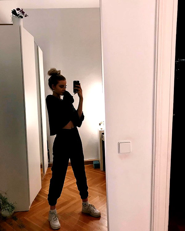 lilih instagram image archive image