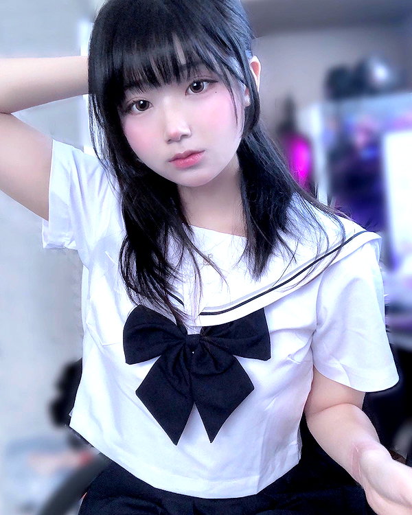 purinn_cos instagram image archive image