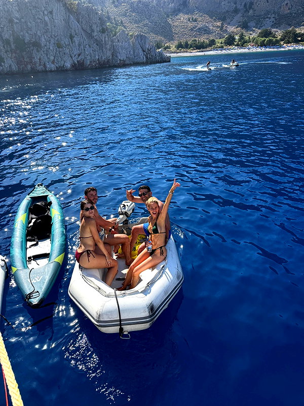 barzomer instagram image archive image