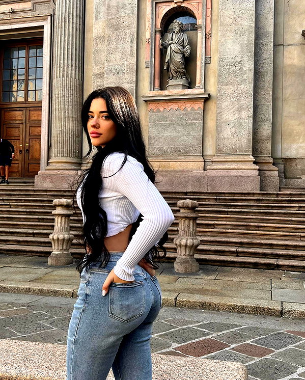vanessa.rhd instagram image archive image