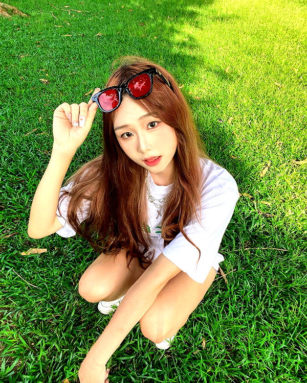 lai_931201 instagram image archive image