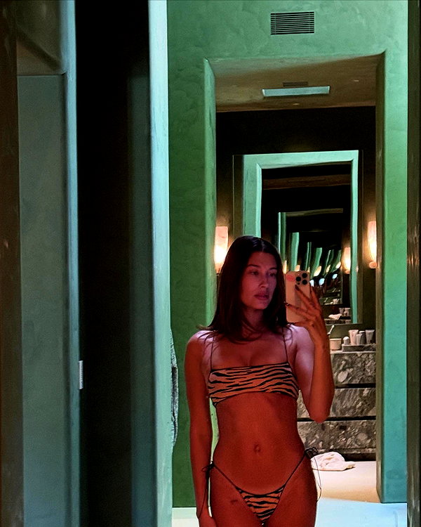 haileybieber instagram image archive image